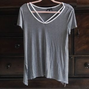 Short sleeve top